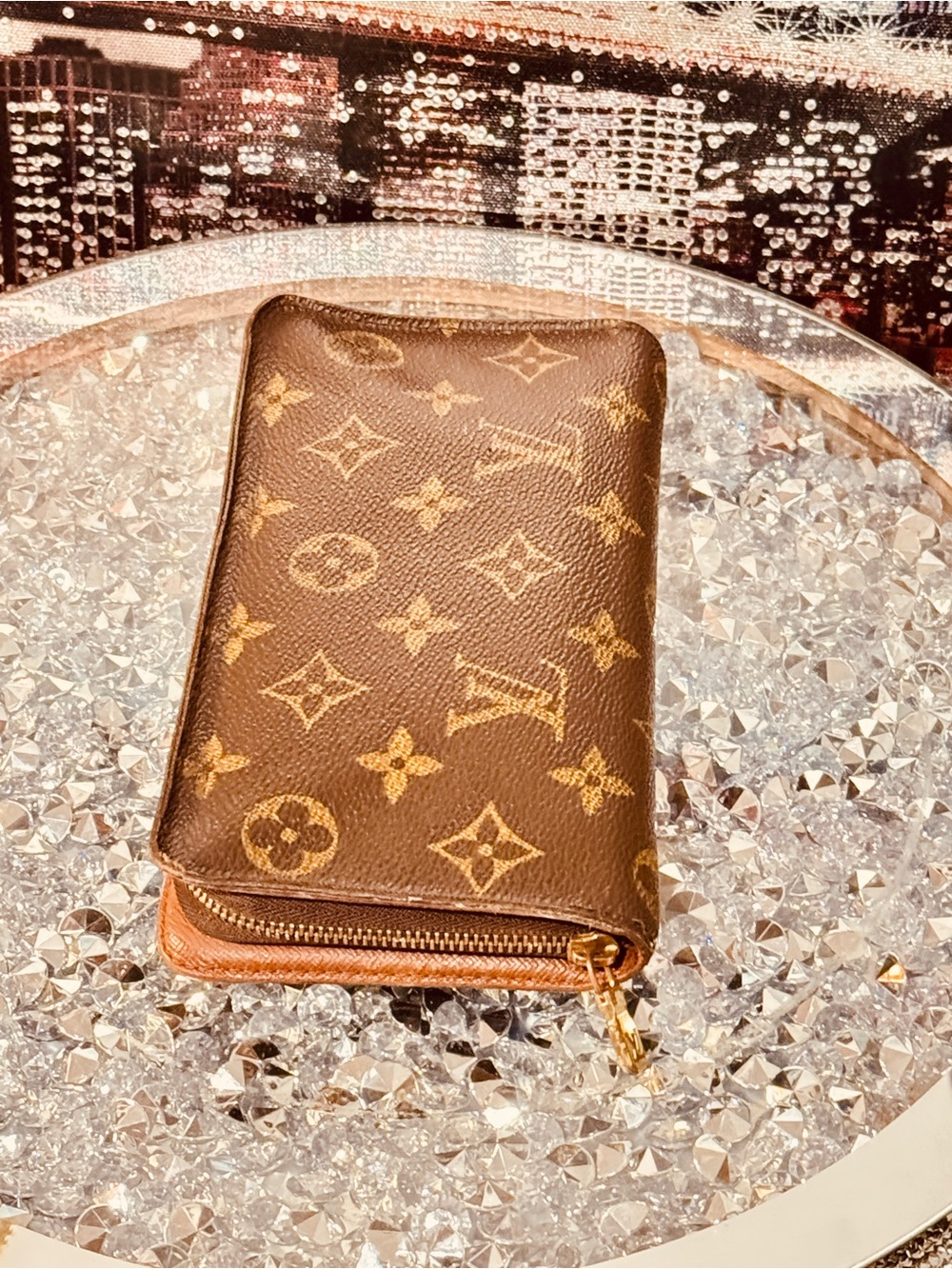 Louis Vuitton Monogram Zip Around Wallet in Brown and Gold - Picture 10 of 12
